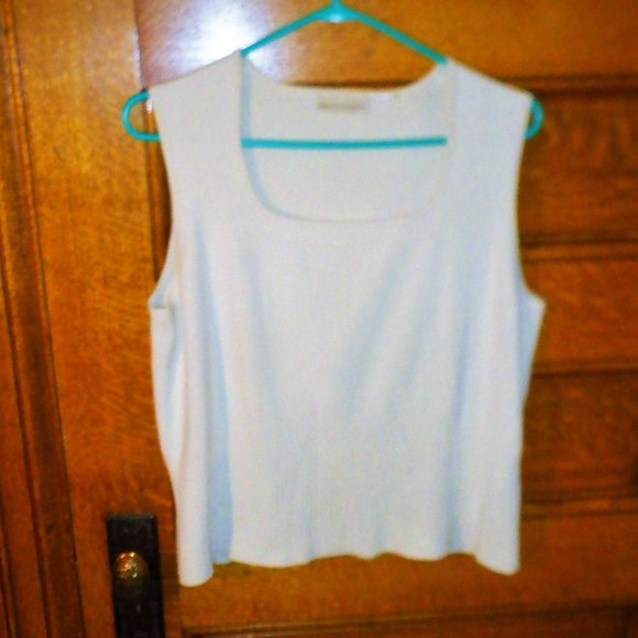 *** APOSTROPHE *** Sleeveless Casual / Dressy TOP ~ - Picture 1 of 1